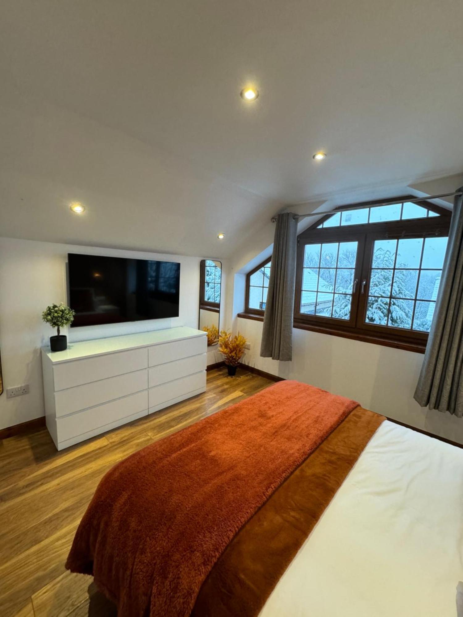 1 Sheraton Apartments ฟอร์ตวิลเลียม ภายนอก รูปภาพ